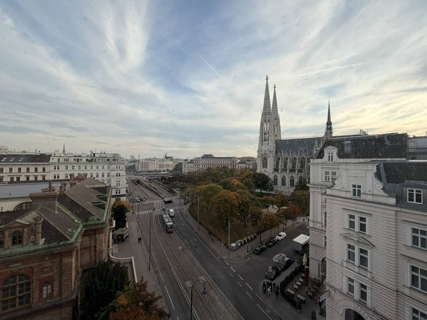 Dachgeschosswohnung with Votivkirche view Vienna