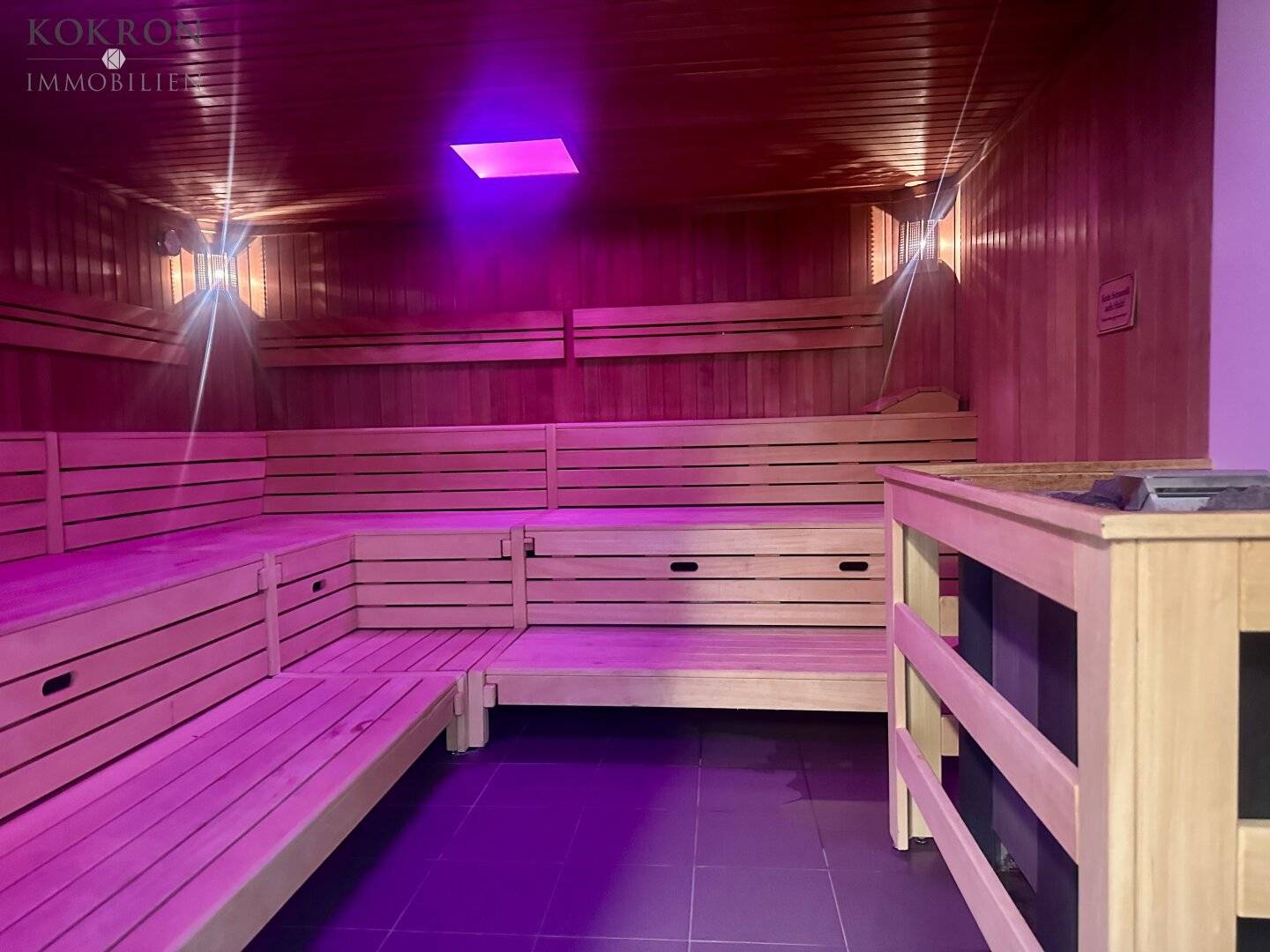 Gartenwohnung mit unverbaubarem Waldblick - unbegrenzter Nutzung von Hallenbad, Sauna, Turnsaal