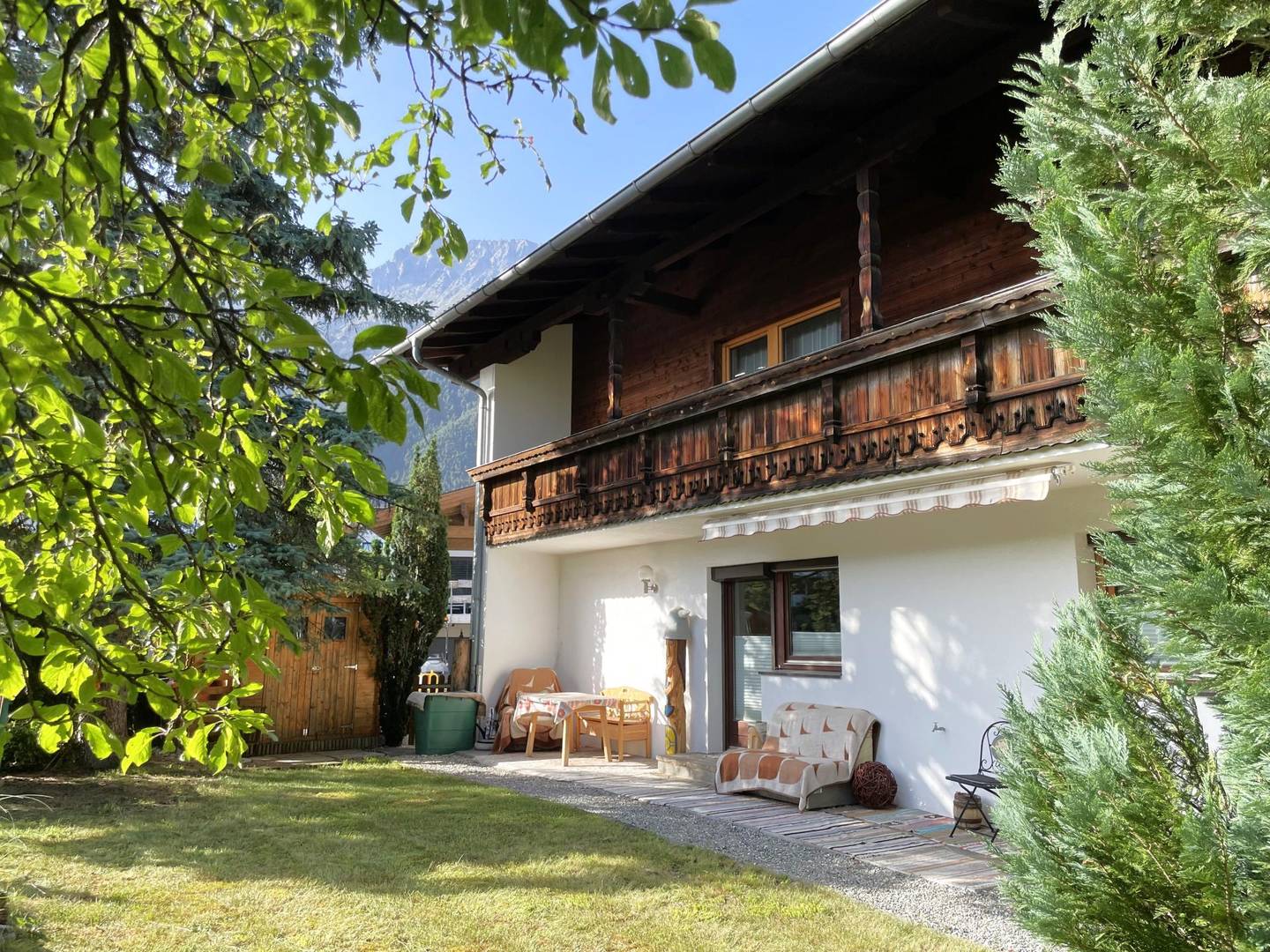 Anlegerwohnung am Mieminger Plateau mit Garten