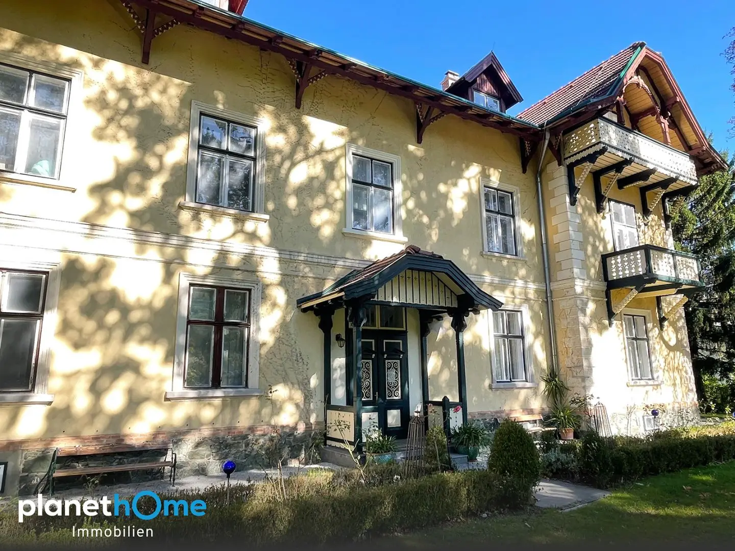 Villa im Zentrum von Reichenau - DG-Wohnung im 2. Stock zu vermieten (Haupt- und Nebenwohnsitz)