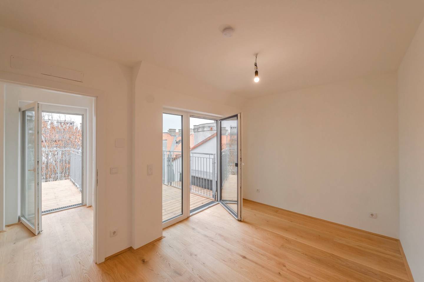 ++NEW++ Extraordinary 3 room new build apartment with balcony