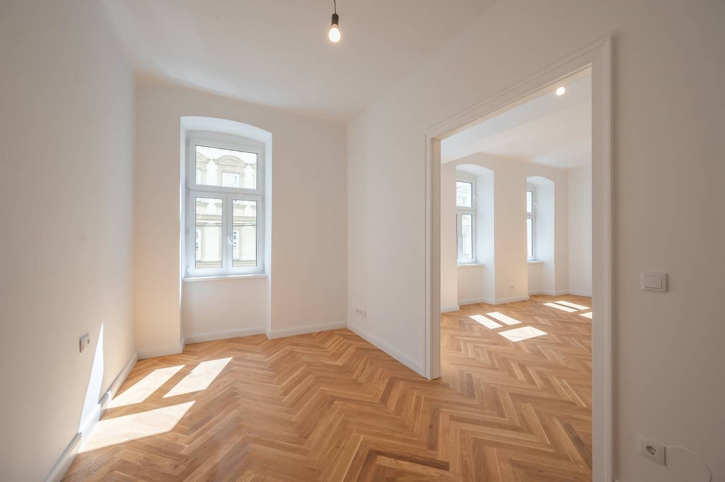 ++NEW++ Perfect 2 room Old Building Apartment