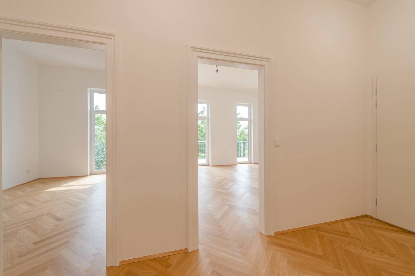 ++NEW++ Perfect 2 room Old Building Apartment
