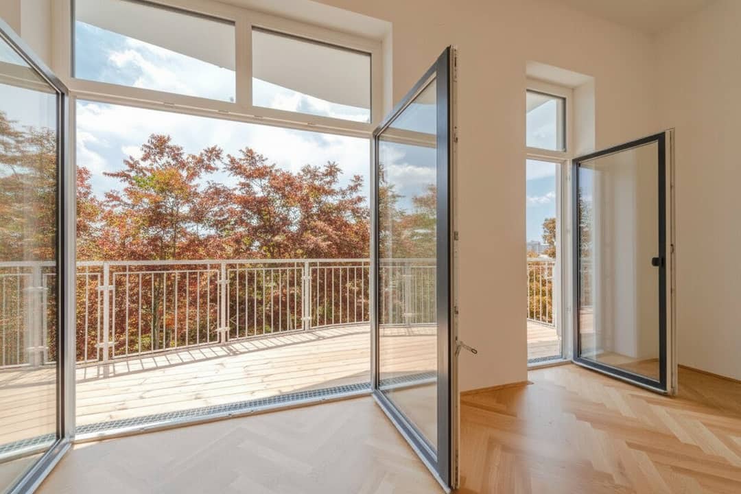 Wohnung Altbau mit Balkon Erstbezug