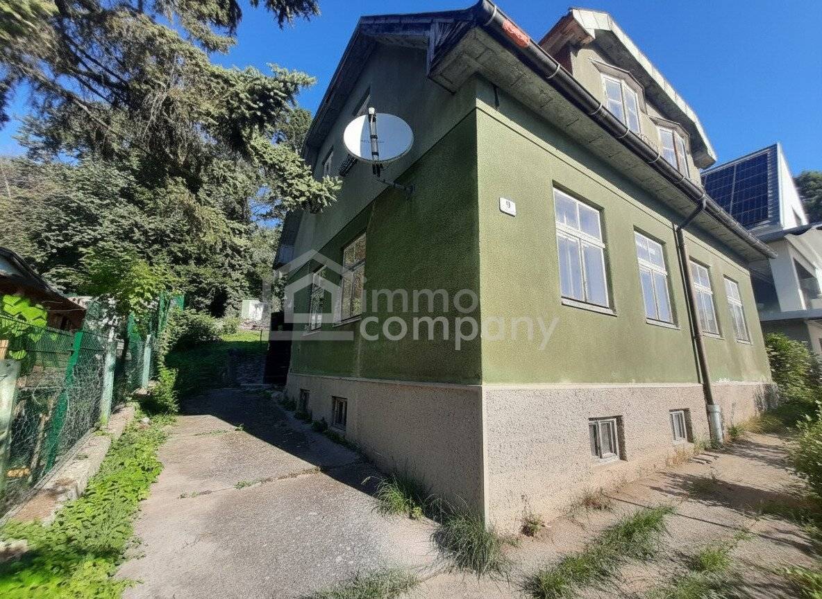 Grundstück - mit Altbestand