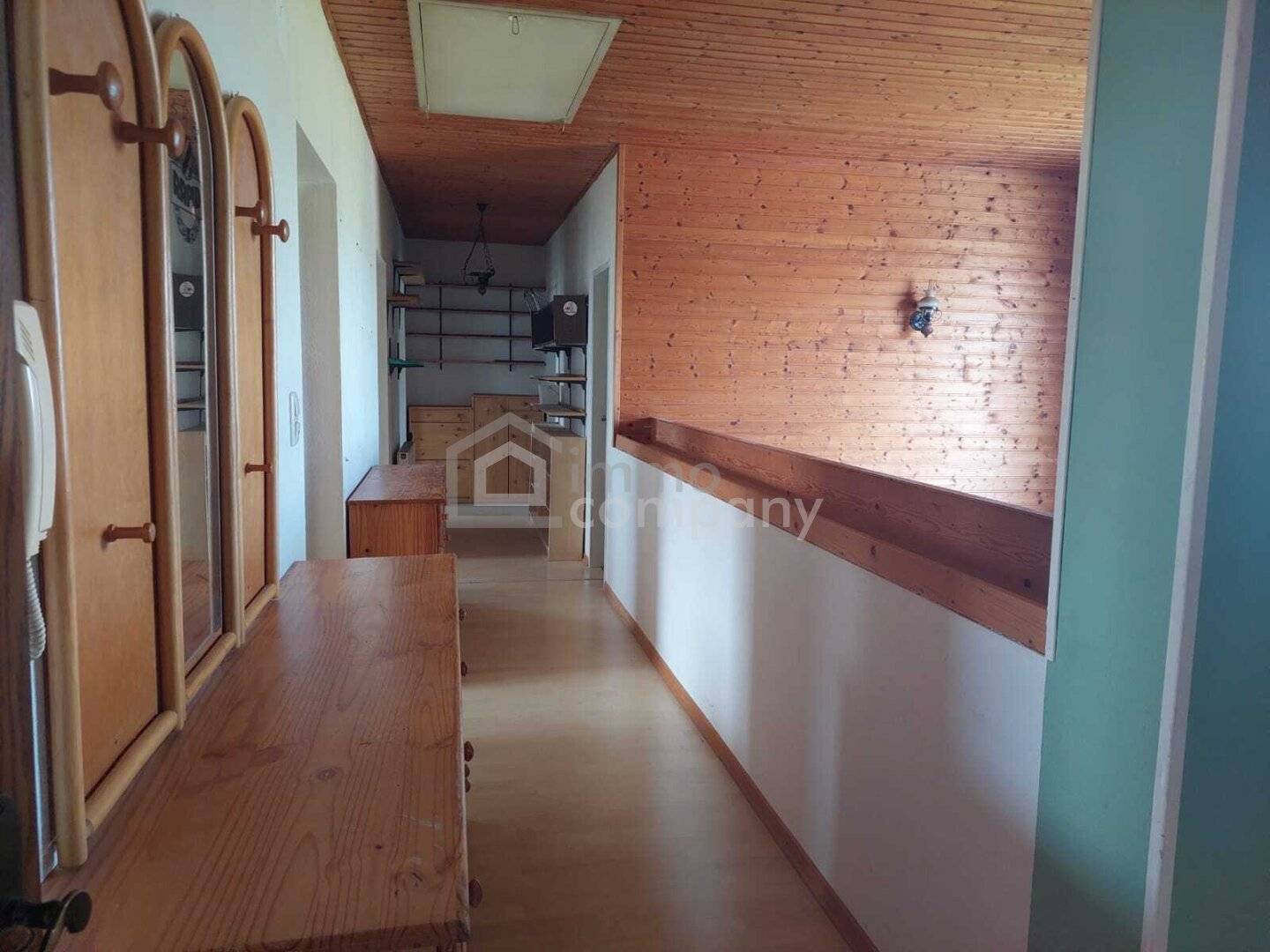 Großzügiges Haus mit 2 Wohneinheiten in Engelhartstetten 220 m²