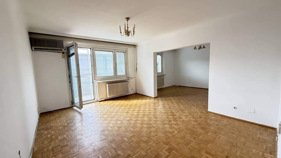 Wohnung mit Balkon und zwei Loggien nahe Währinger Park