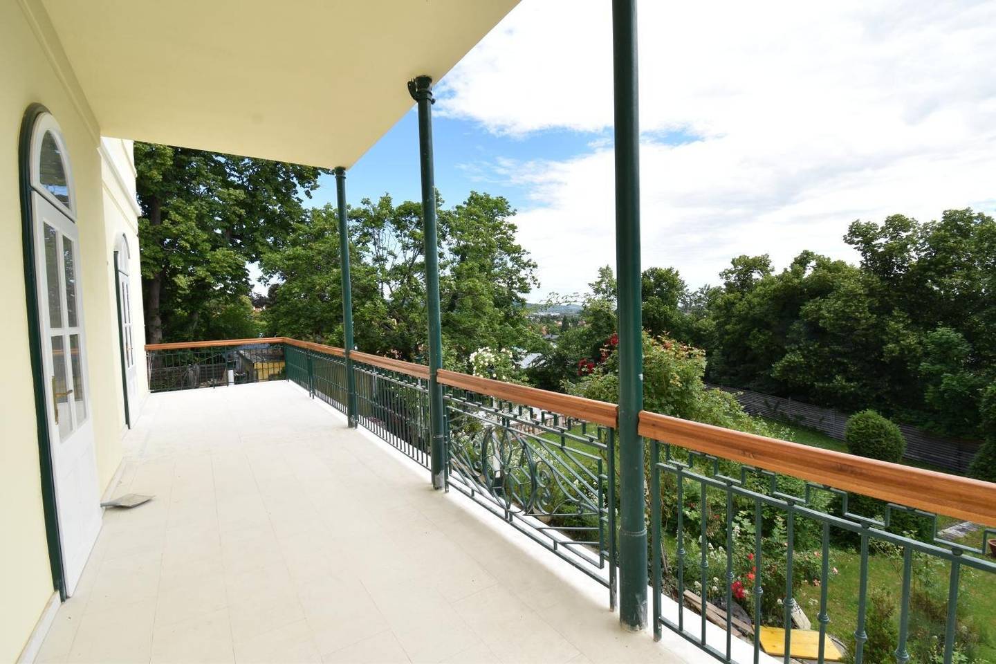 156 m² Büro mit Terrasse in Bad Vöslau