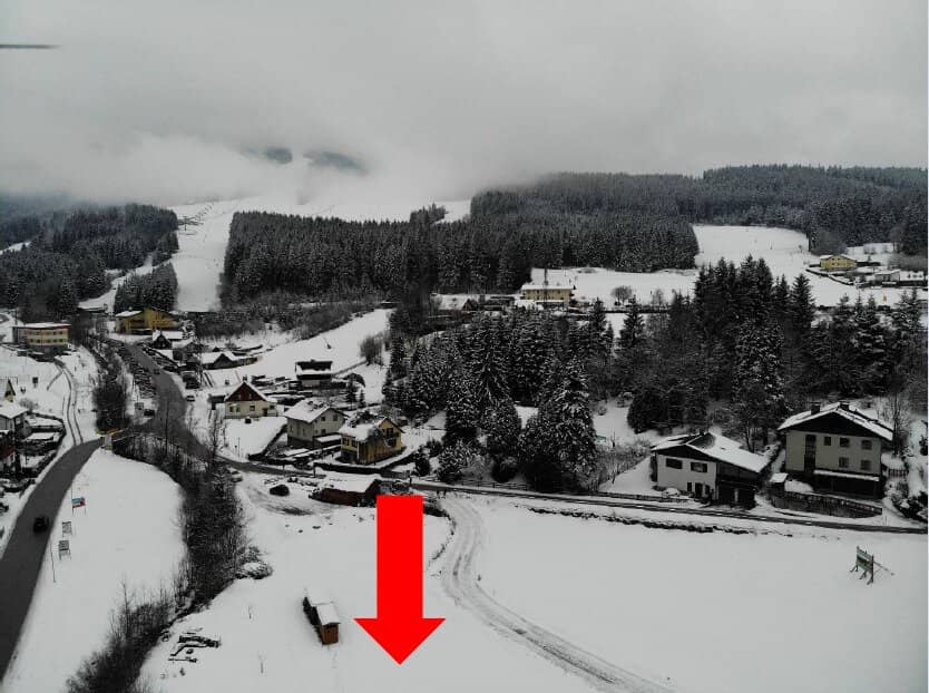 Unique plot in top location at Semmering, only a few steps to the ski lift