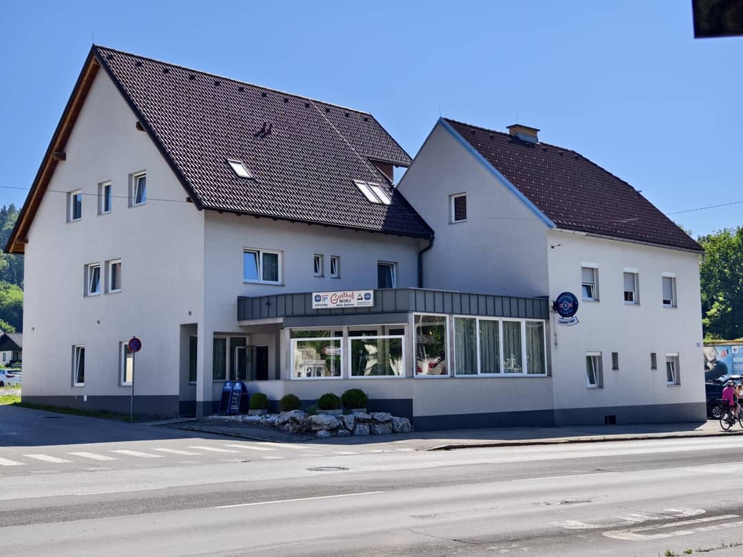 Gastro- & Beherbergungsobjekt in Kapfenberg – 13 Zimmer, Toplage