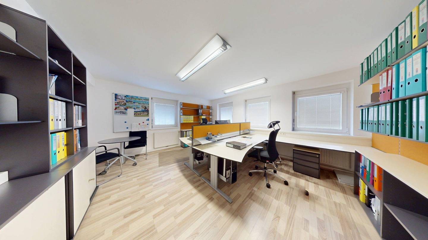 Hochwertige Büro- oder Praxisräume in St. Johann i. Tirol, ca. 95 m²