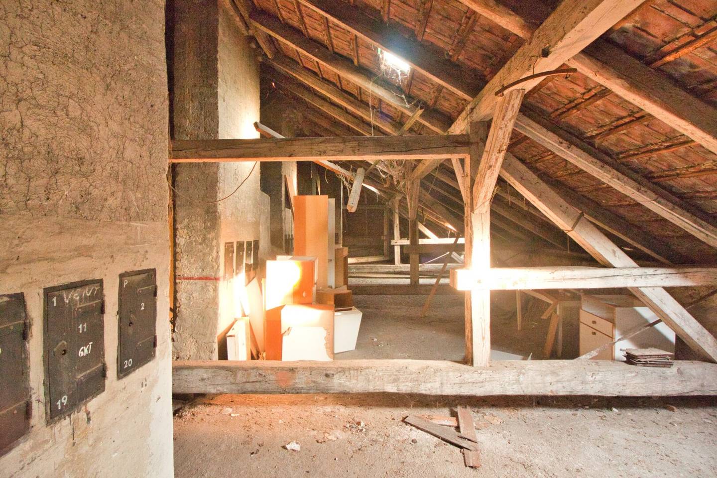 Wohnung Rohdachboden Nähe U3 Ottakring