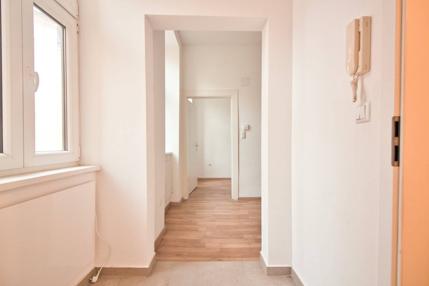 Helle 3 Zimmer Wohnung mit Südausrichtung nahe U3