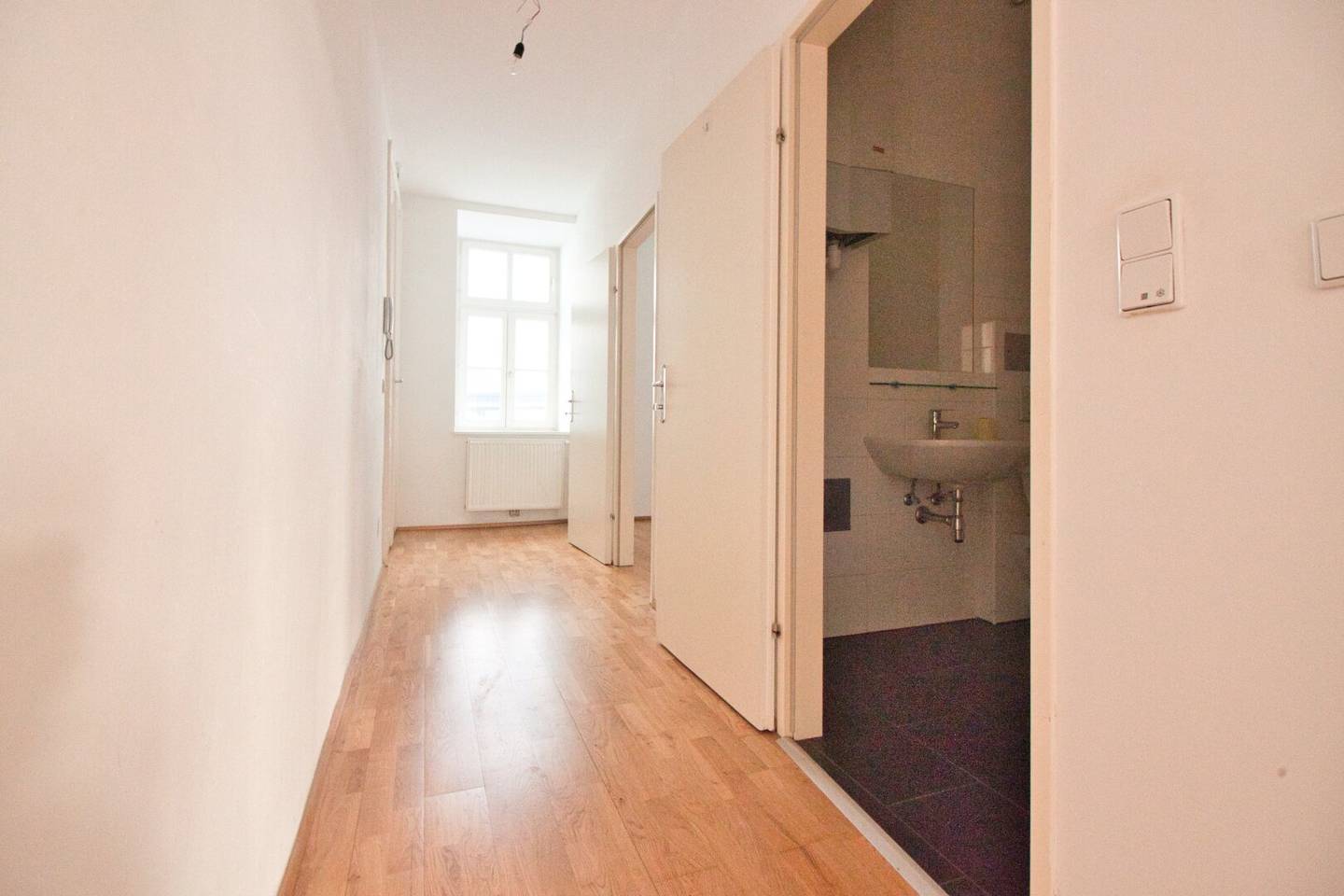 Gepflegte Altbauwohnung Hofseitiger Garten