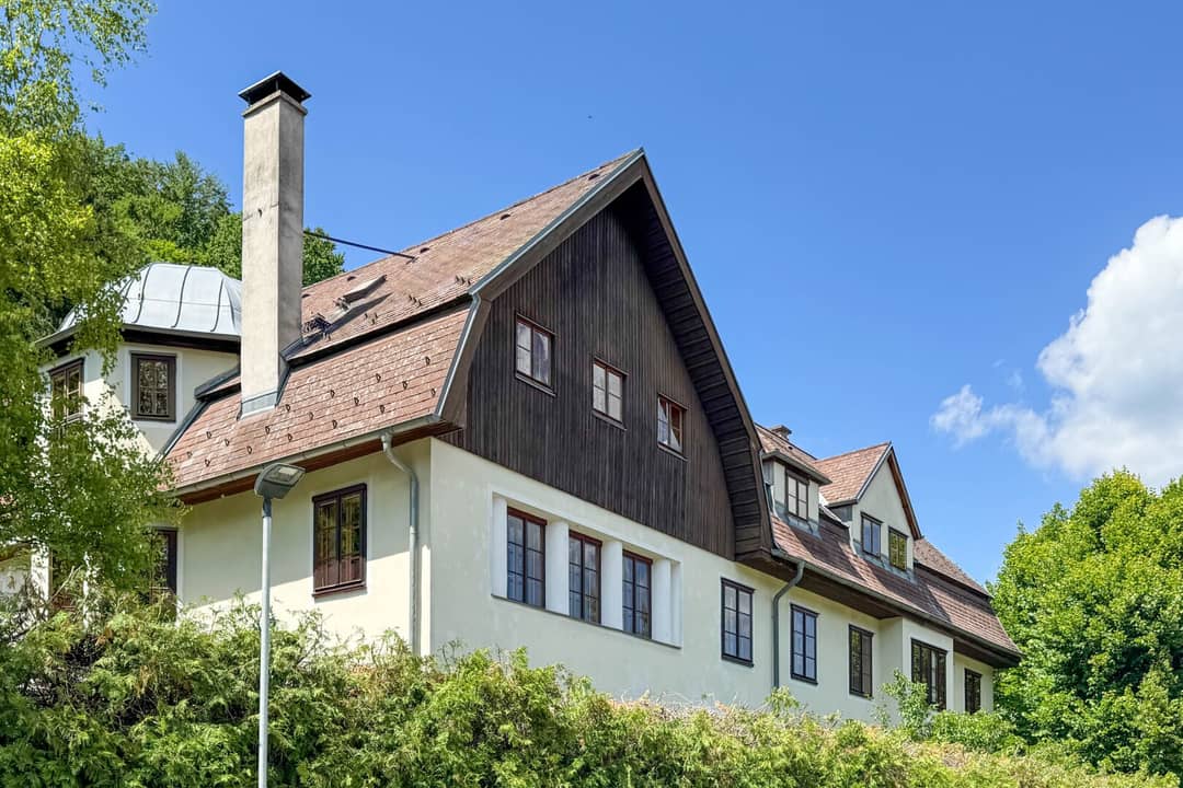 Wohnung mit Privatgarten und Stellplatz