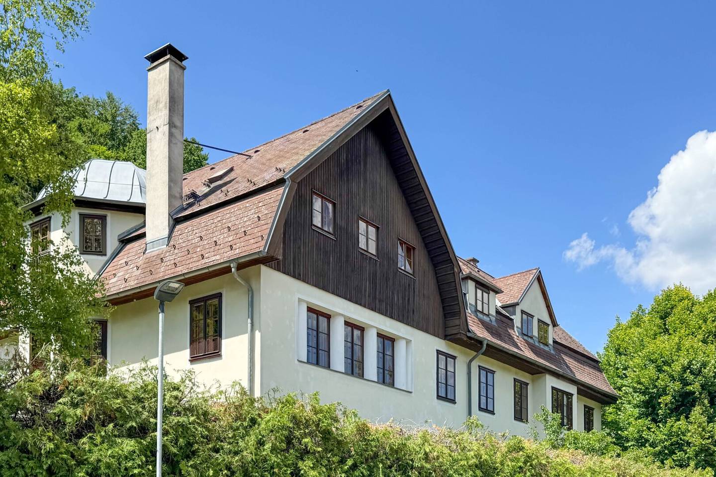 Wohnung mit Privatgarten und Stellplatz