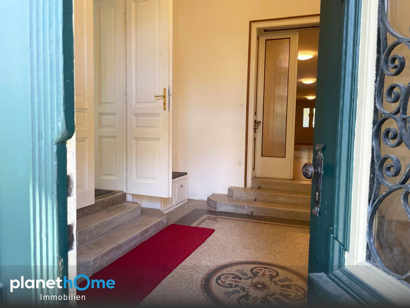 Villa im Zentrum von Reichenau - Erdgeschosswohnung zu vermieten (Haupt- und Nebenwohnsitz möglich)