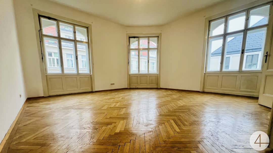 Wohnung Altbau Fischgrätparkett Westausrichtung