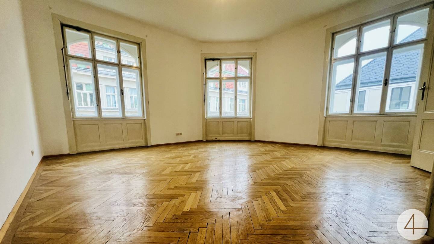 Wohnung Altbau Fischgrätparkett Westausrichtung