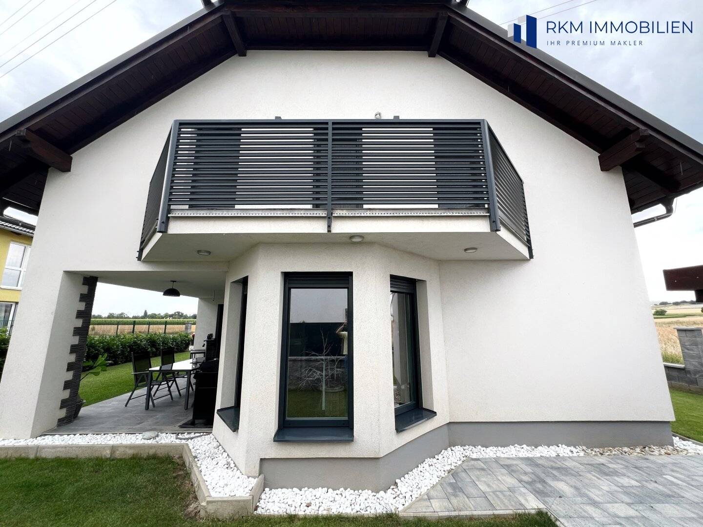 Großzügiges 6-Zimmer-Einfamilienhaus mit 2 Balkonen & Terrasse in Gerasdorf, 190m²!