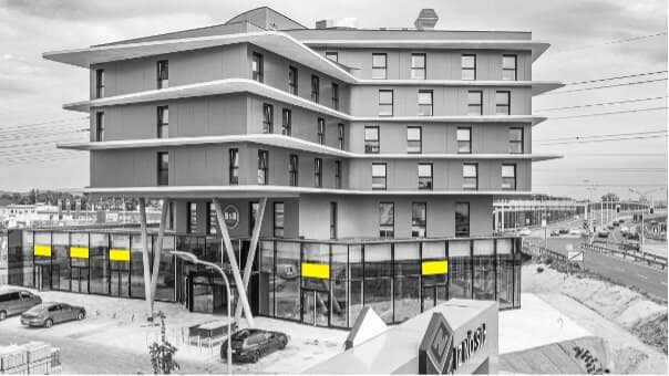 LARGE-SCALE GASTRONOMY/COMMERCIAL SPACE, first property at the access to Industriezentrum NÖ Süd, 472 m²
