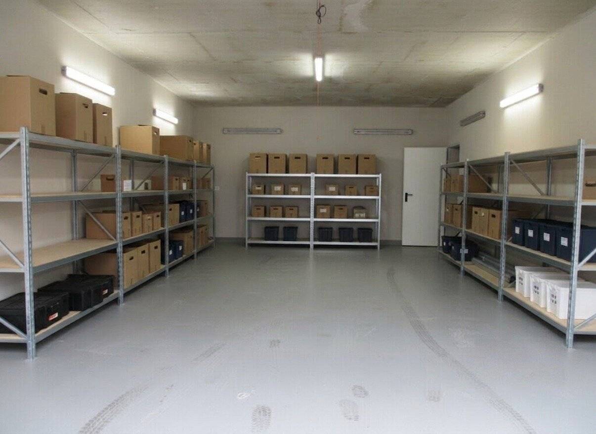 Versatile usable / Flexible space / Storage