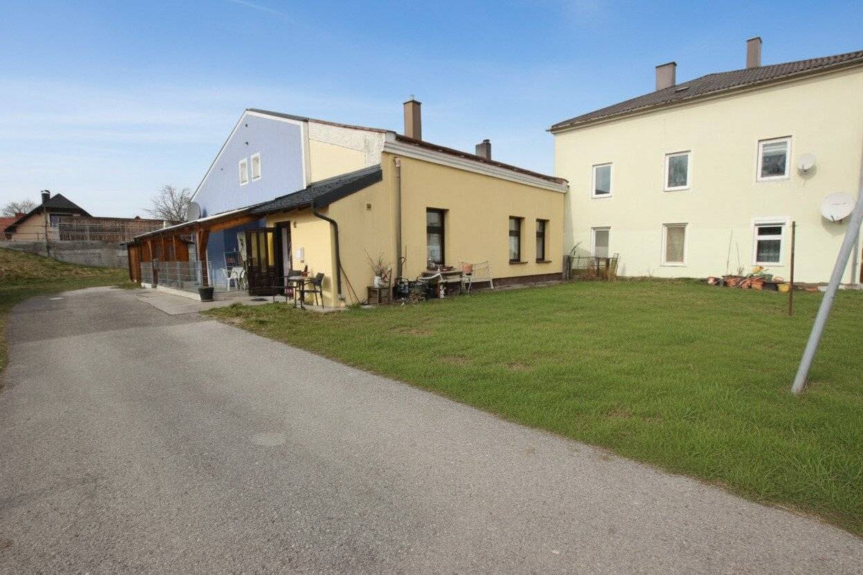 Wohnung mit Gartenmitbenutzung ruhiger Lage