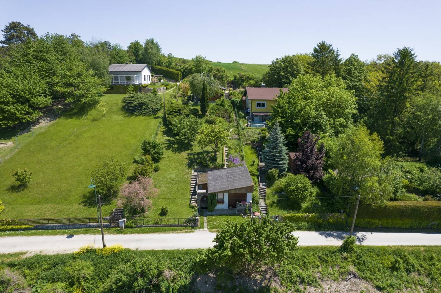 DREAMLIKE VIEW with unobstructed DISTANT VIEW - SOUTHWEST SLOPE - with OLD EXISTING BUILDING - MINOR RENOVATION WORKS
