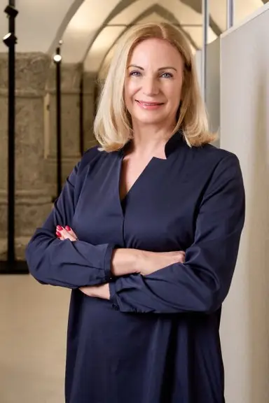 Corinna Karatzounis-Auer