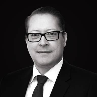 Alexander Knobloch LL.B.