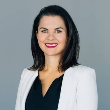 Nicole Schuster